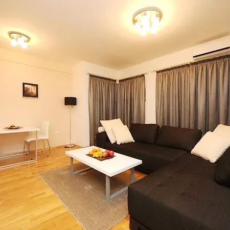 Tim Apartment